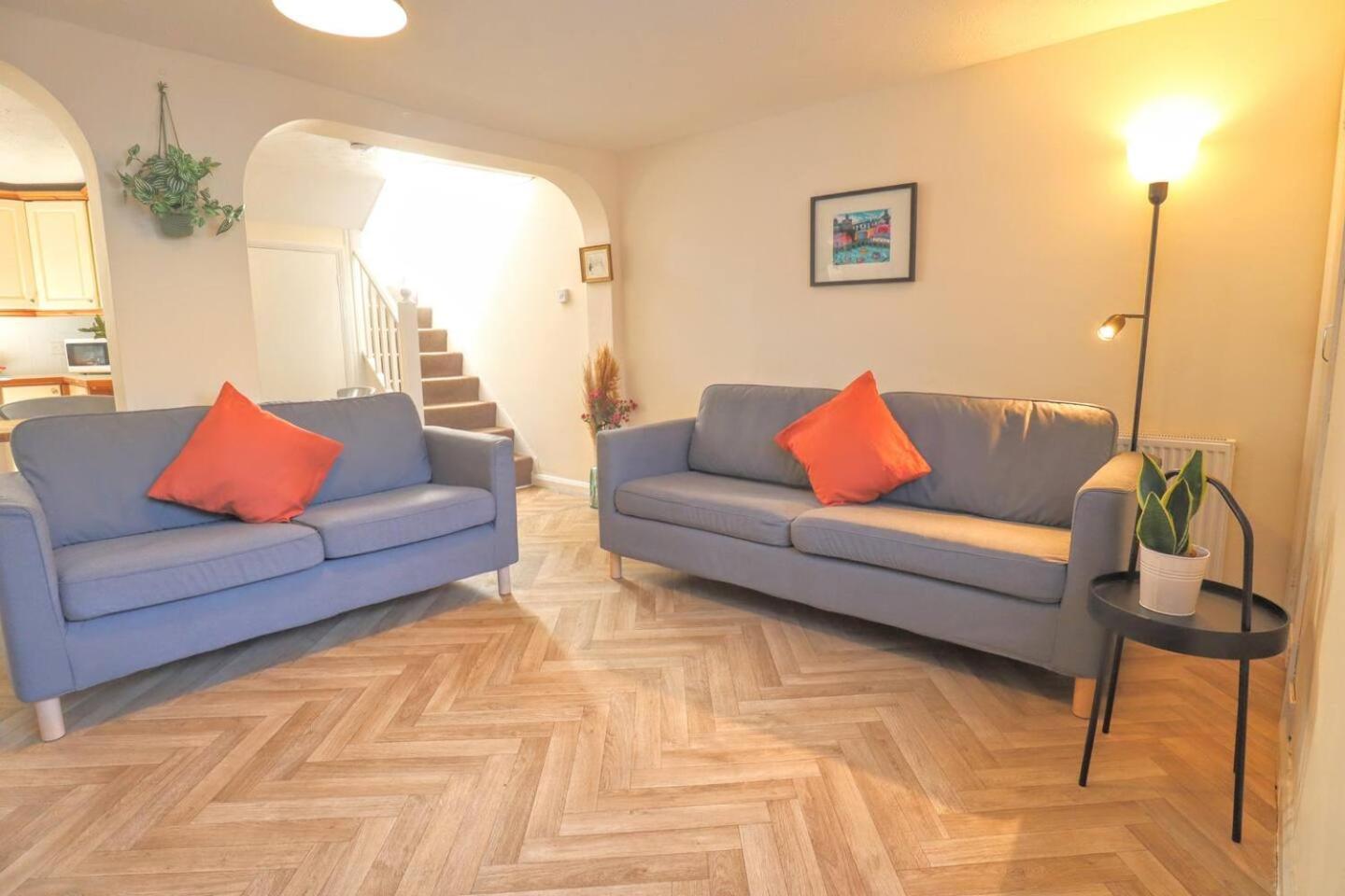 4 Bed Home 3 Mins From Harbour + Sandy Beach Φόλκστοουν Εξωτερικό φωτογραφία